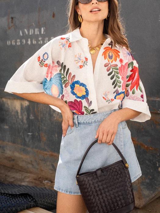Carla - Camisa de manga curta com estampa floral