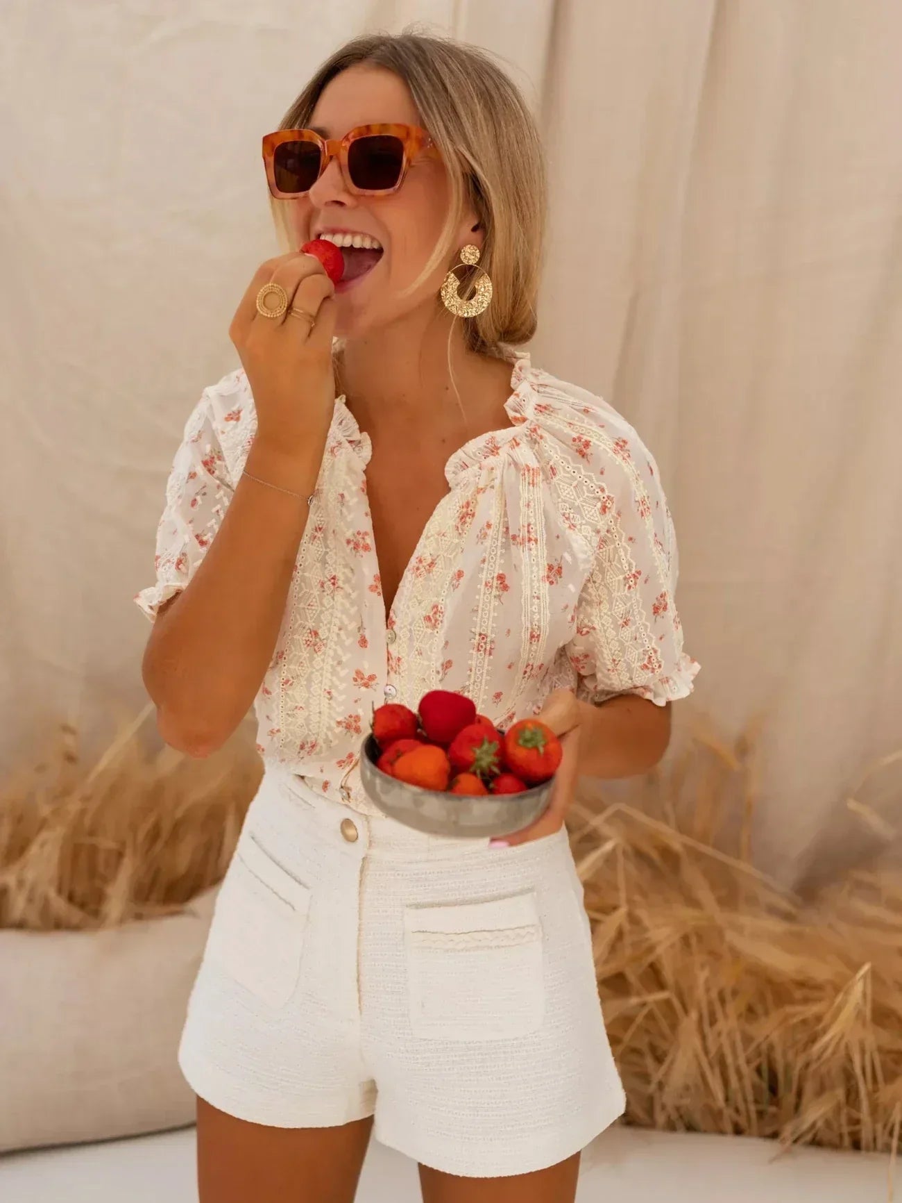 Elina™ - Blusa Floral com Charme de Verão
