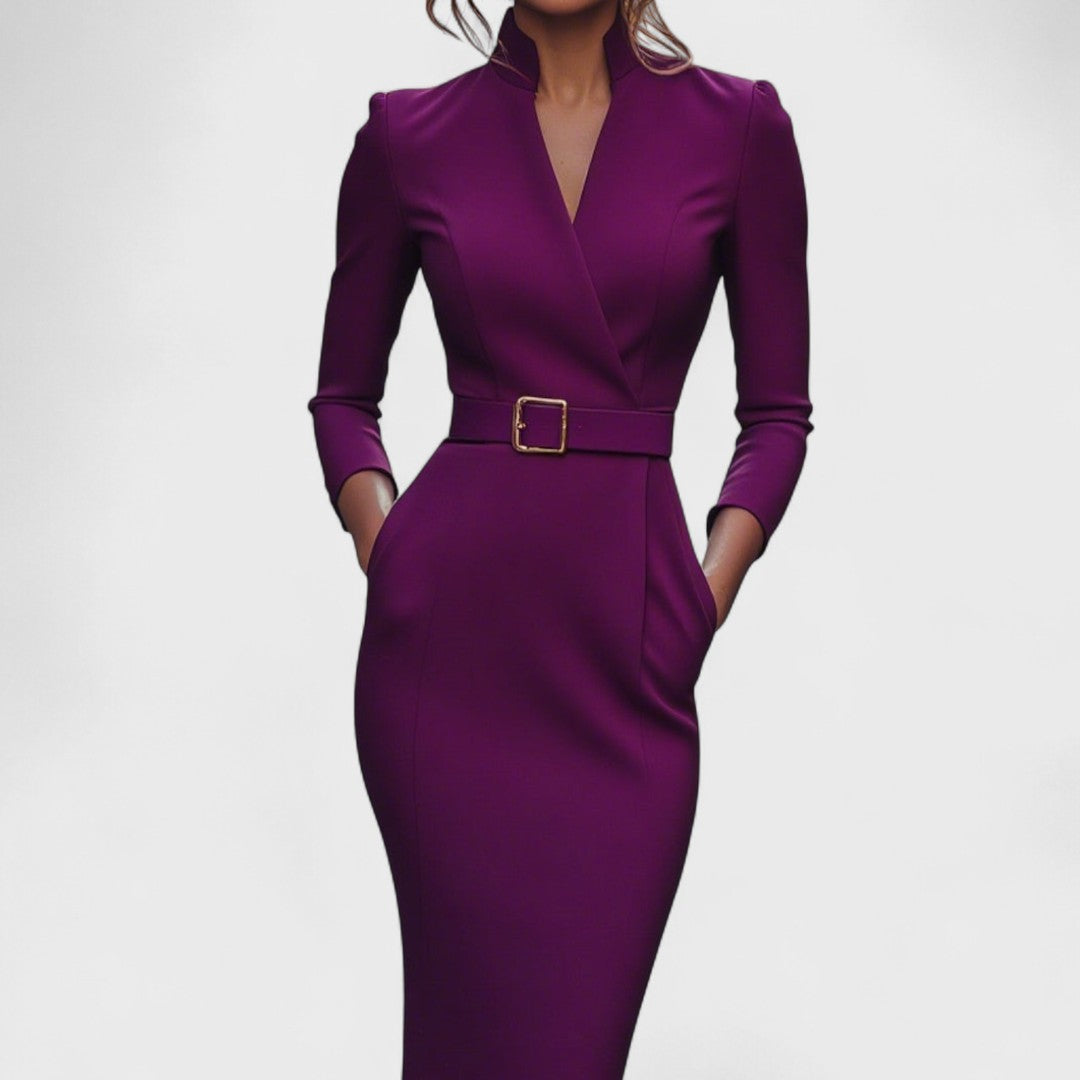 Mandarin - Vestido Preto Refinado com Cinto e Gola